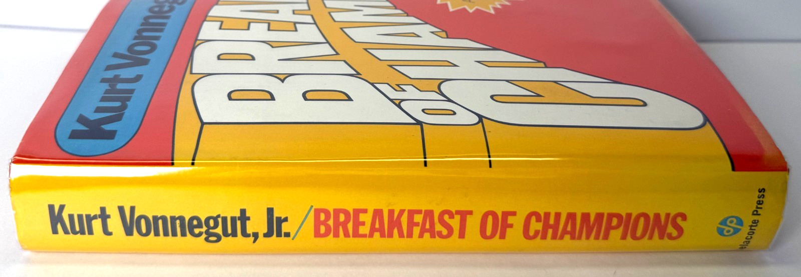 Breakfast of Champions, Kurt Vonnegut 1973 HCDJ 2nd printing in Mylar, Fine