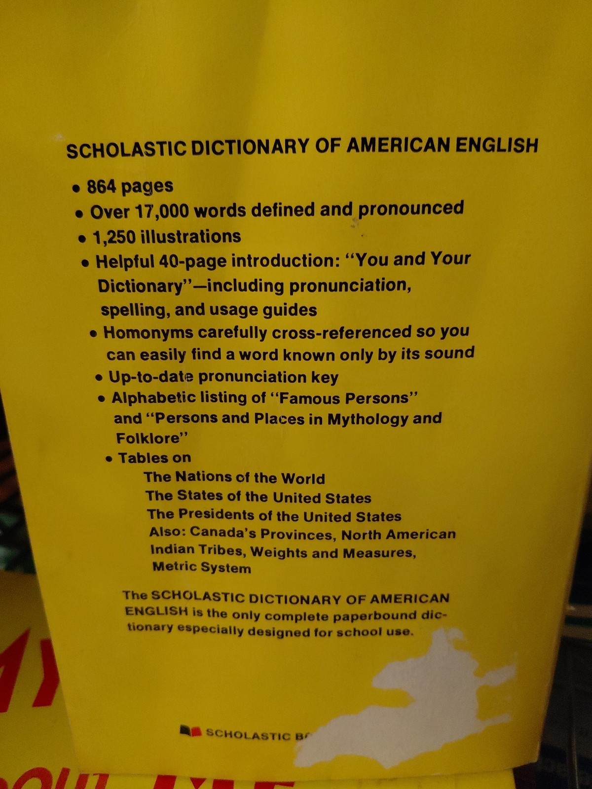 VINTAGE SCHOLASTIC DICTIONARY OF AMERICAN ENGLISH 1970’s PAPERBACK 864 PAGES