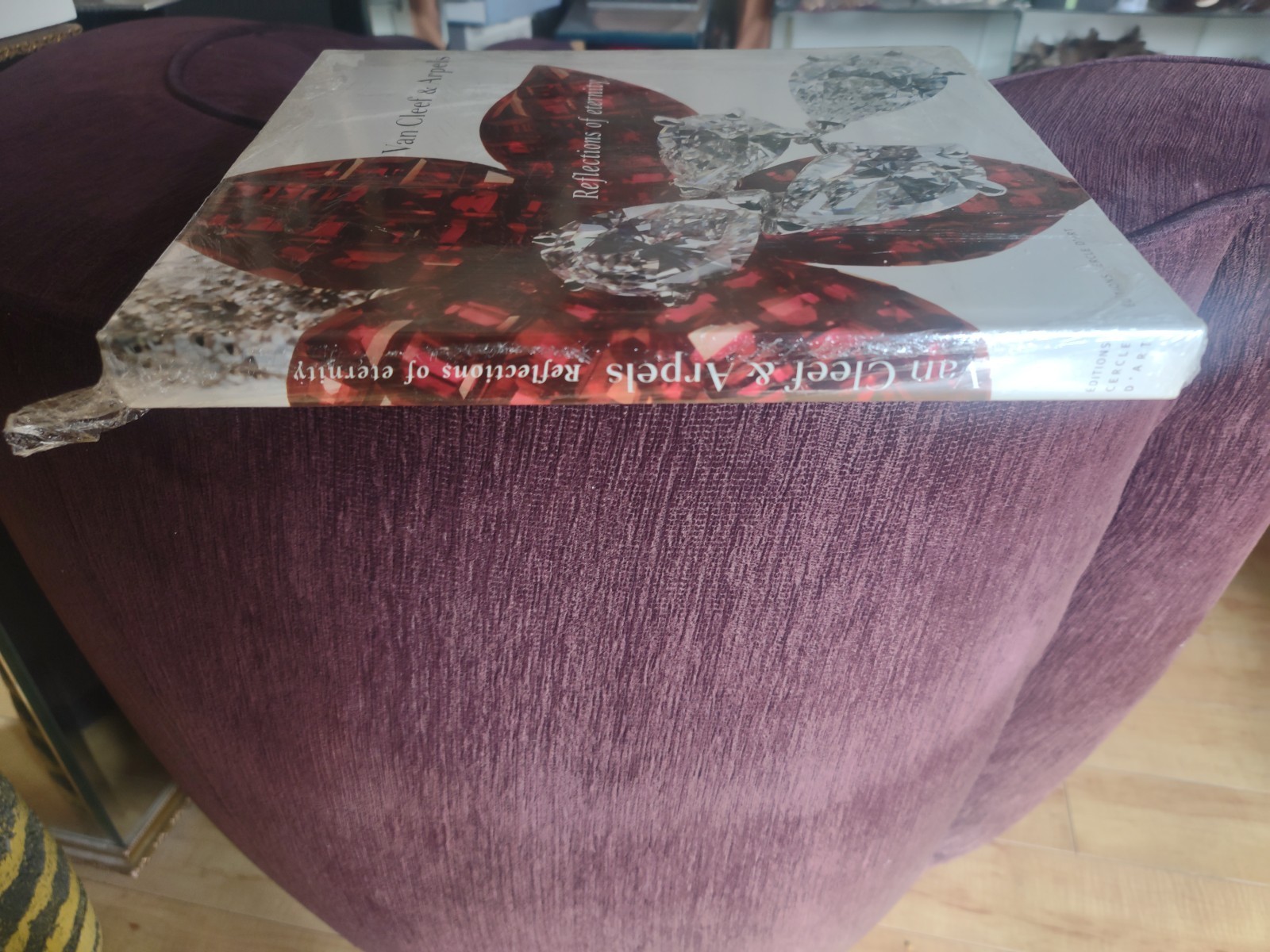 Van Cleef & Arpels Reflections of Eternity slipcase luxury edition, New, Sealed!