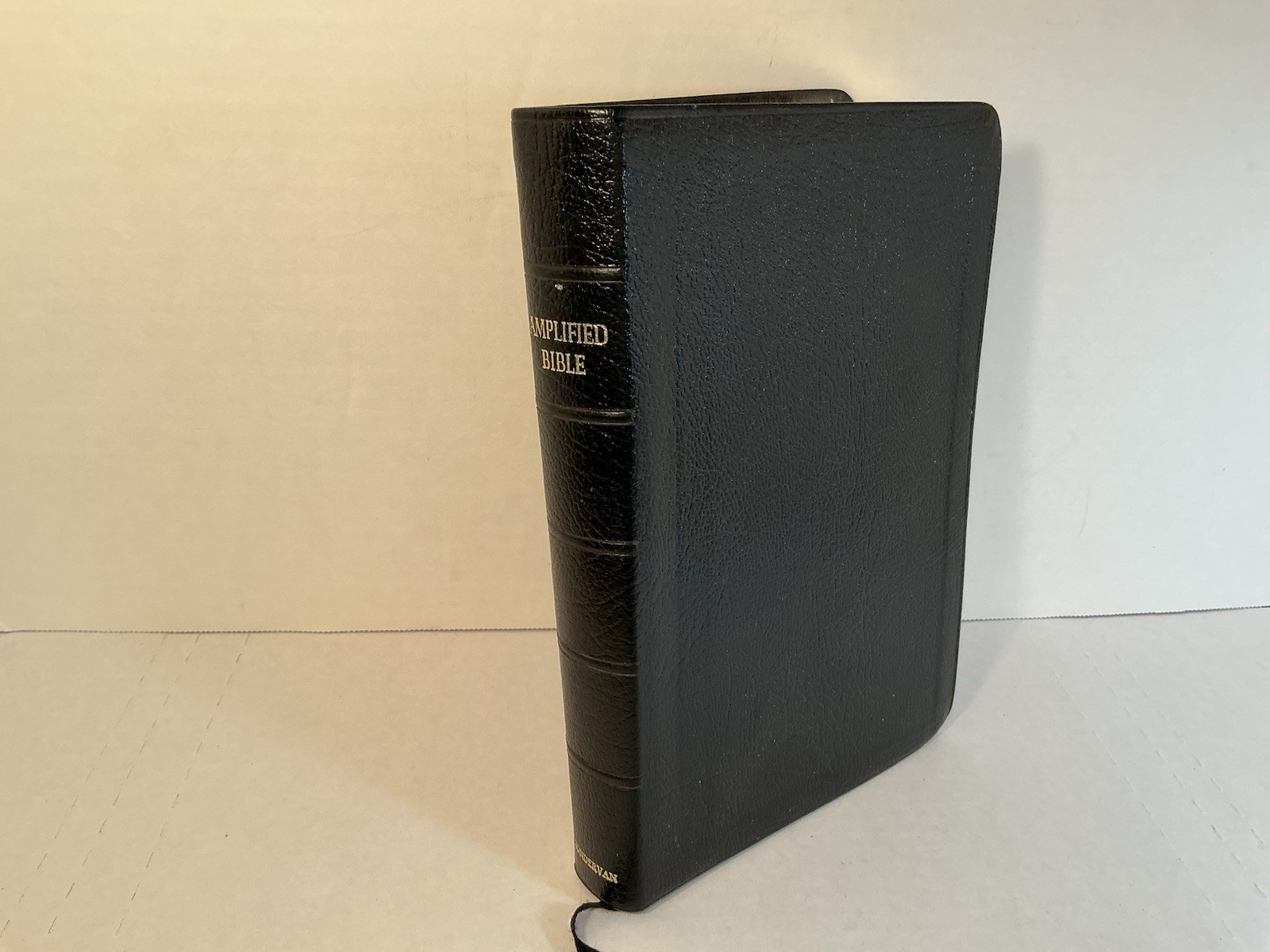 Amplified Bible Zondervan 1982 Bonded Leather Black Excellent UNREAD