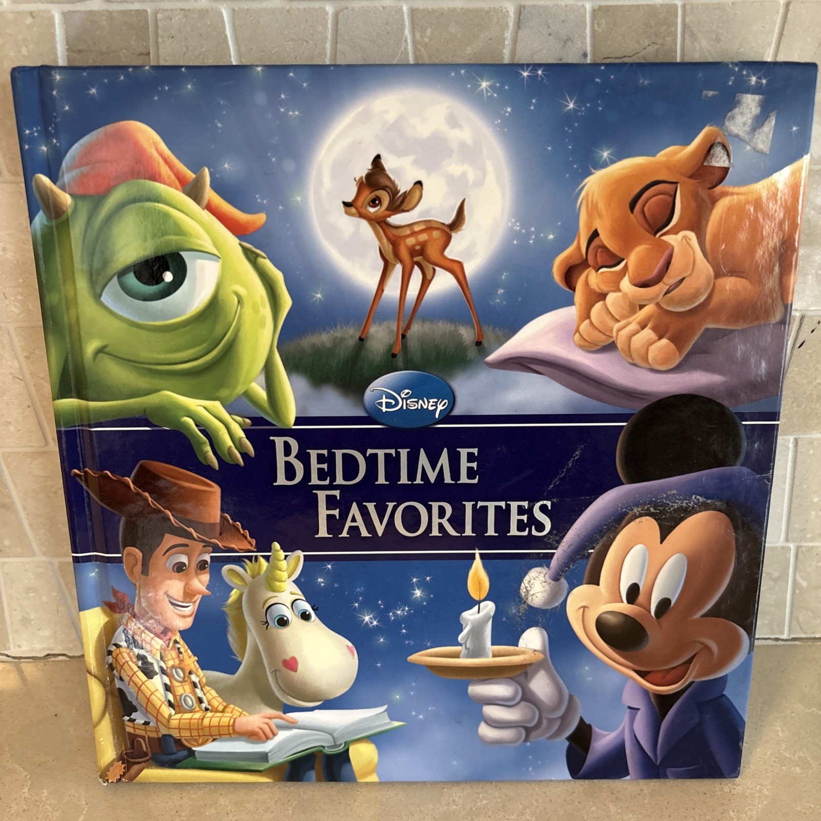 Disney 2012 Bedtime Favorites Hardcover Book 300 Pages