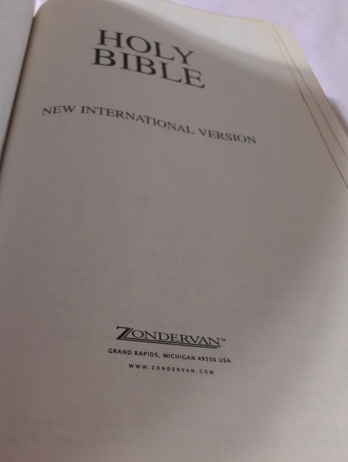 Holy Bible NIV With Helps Red Letter (2001, Faux Leather, Zondervan)