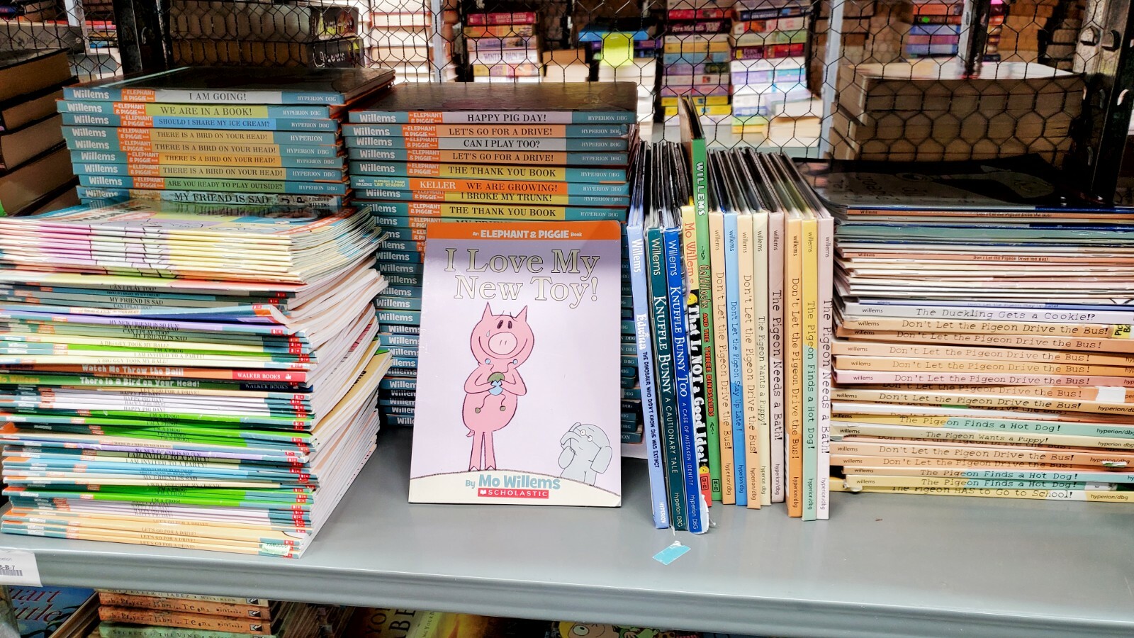 Lot of 5 Mo Willems Kids Books Elephant & Piggie/Pigeon/Knuffle Bunny – Random