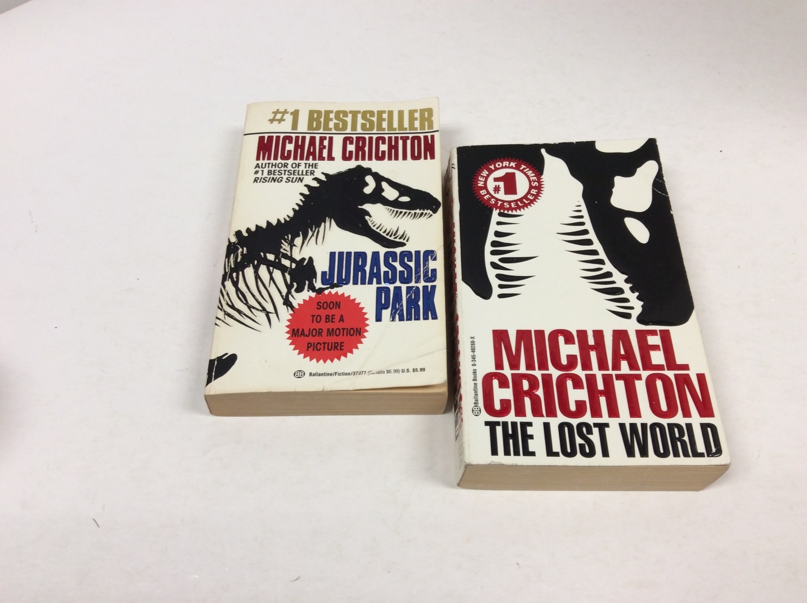 MICHAEL CRICHTON Jurassic Park & The Lost World PB