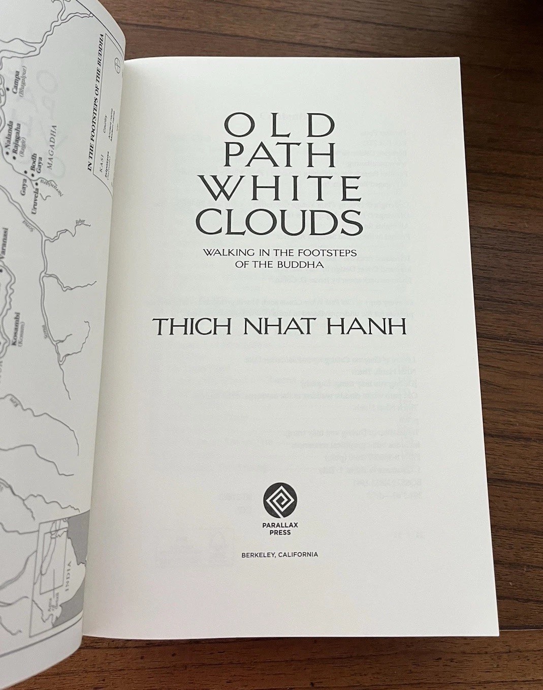 Old Path White Clouds: Walking in the Footsteps of the Buddha by Thich Nhat Hanh