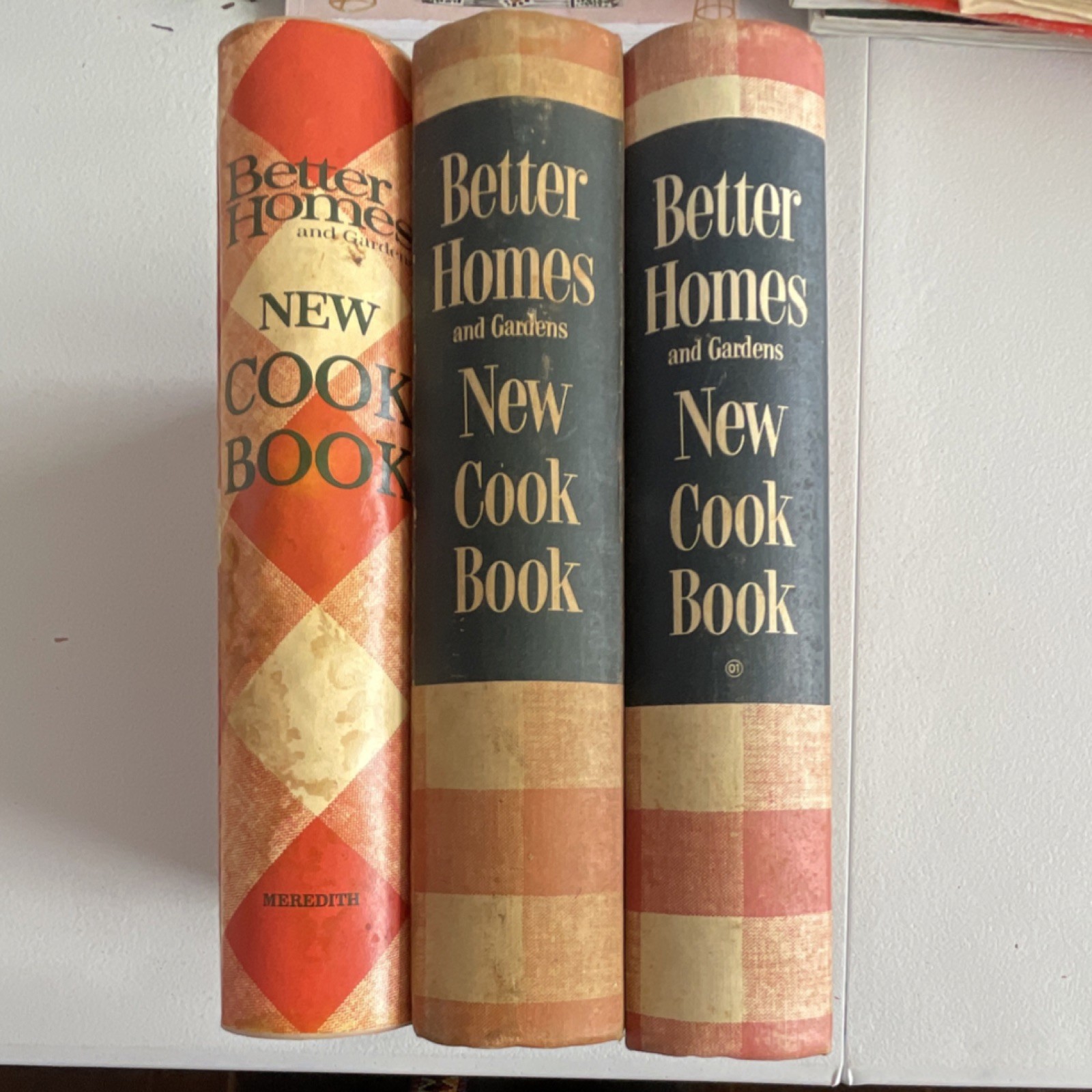 Vintage cookbook (1953) Better Homes and Gardens New Cook Book Ring/Wire Bound