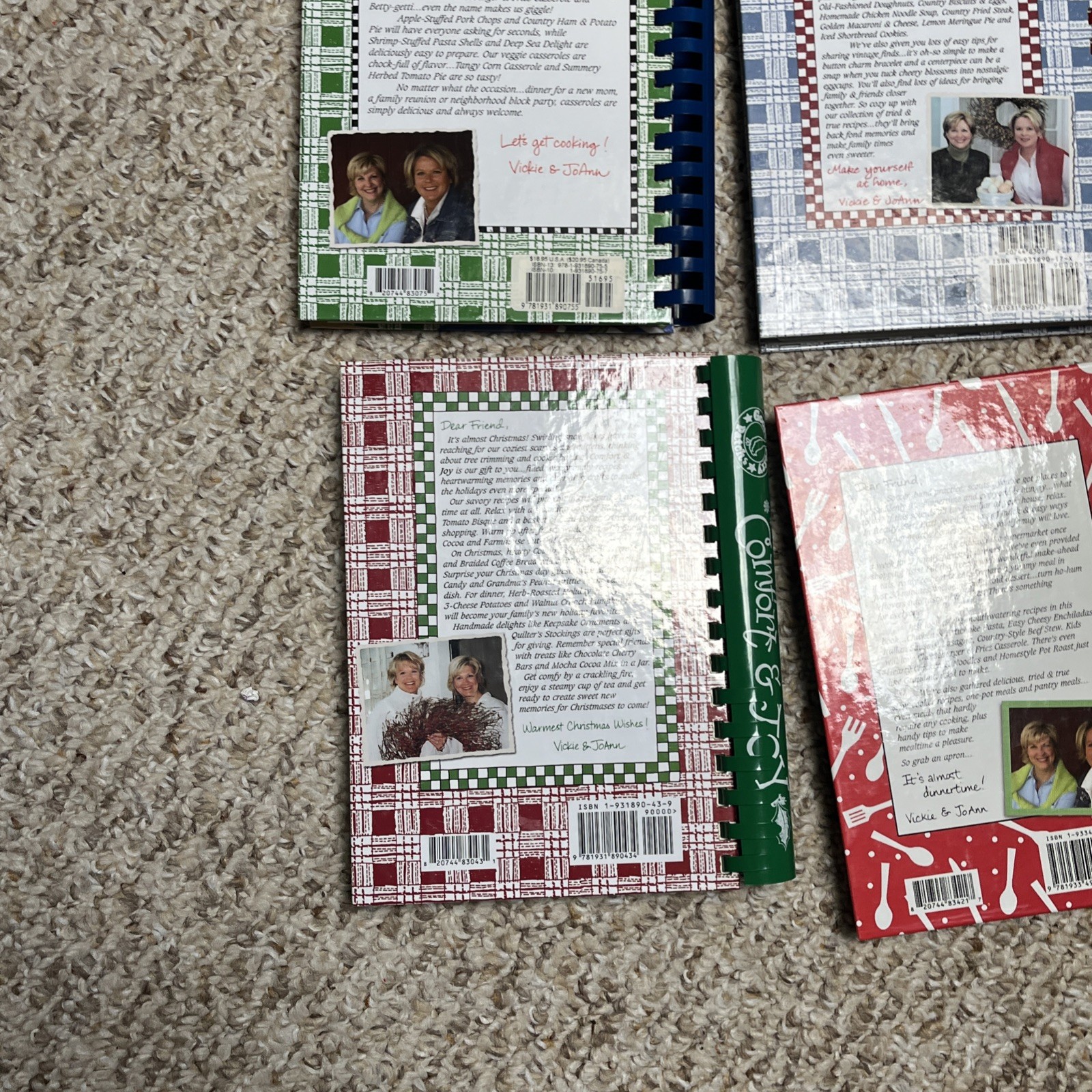 Lot Of 10 Gooseberry Patch Cookbooks Homestyle Casseroles Family Slow Cooking
