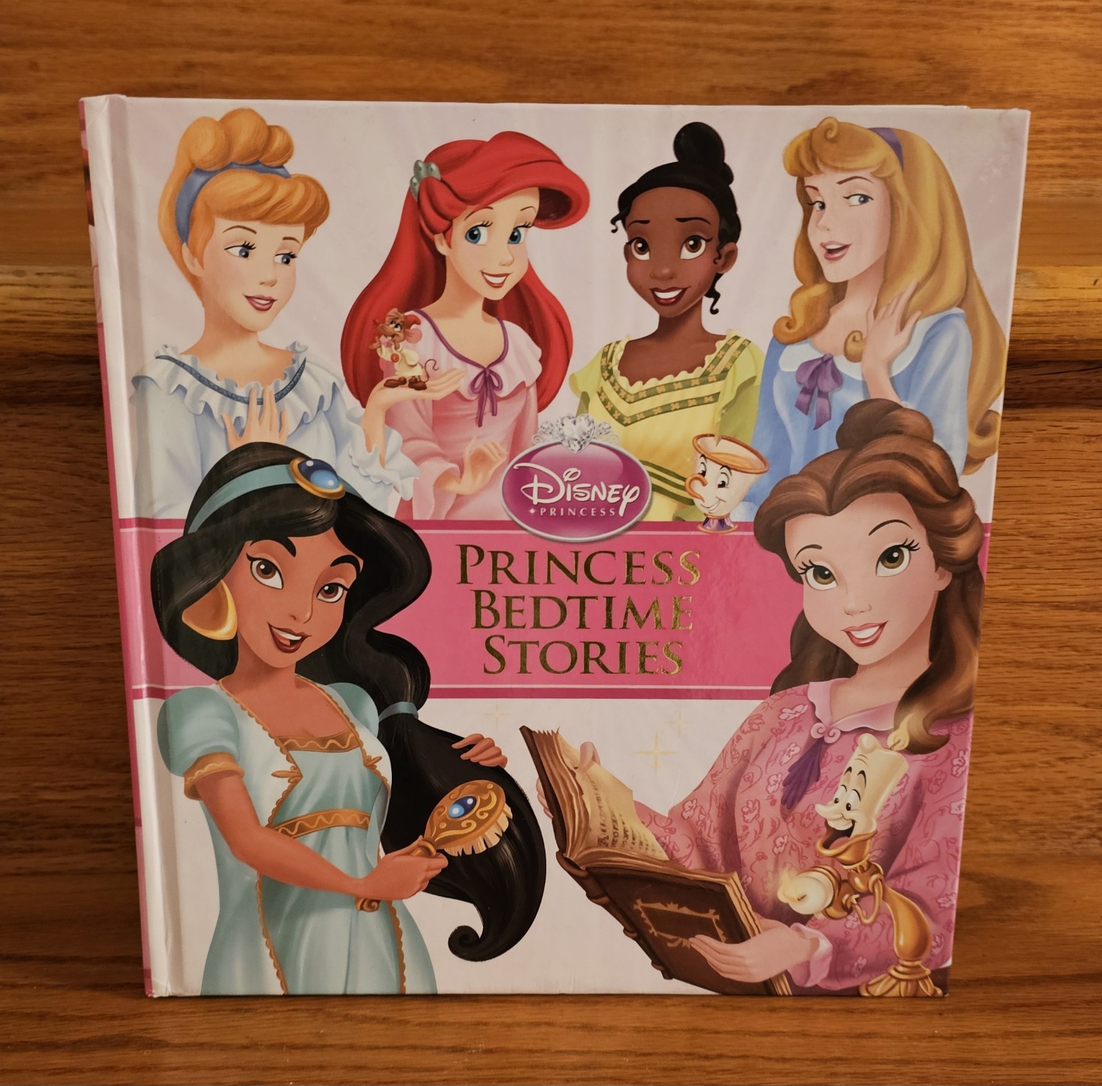 Disney Princess Bedtime Stories Hardcover 300 Pages 19 Stories 9×9.5×1″