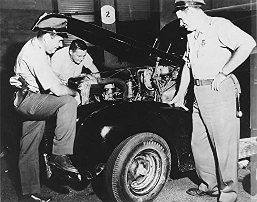 Hard Driving: The Wendell Scott Story (Truth to Power), Donovan, Brian, Excellen