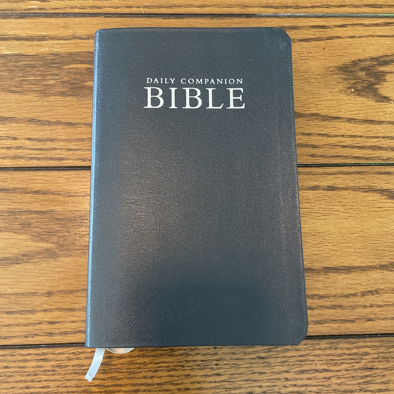 Daily Companion Bible by Common English Bible (2011, Bonded Leather)