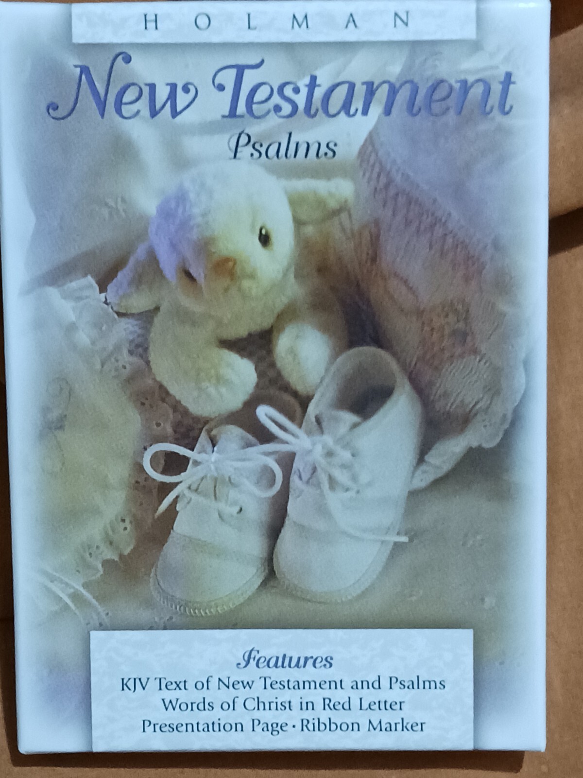 New Testament – Psalms – white bible – small 4 x 3.5 inches