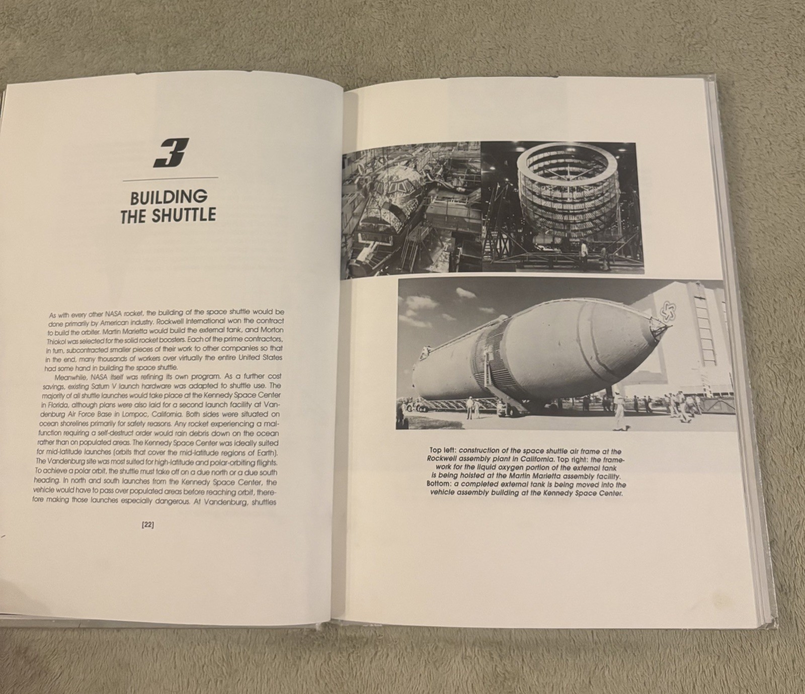 AN ALBUM OF MODERN SPACESHIPS by Gregory Vogt 1987 HC