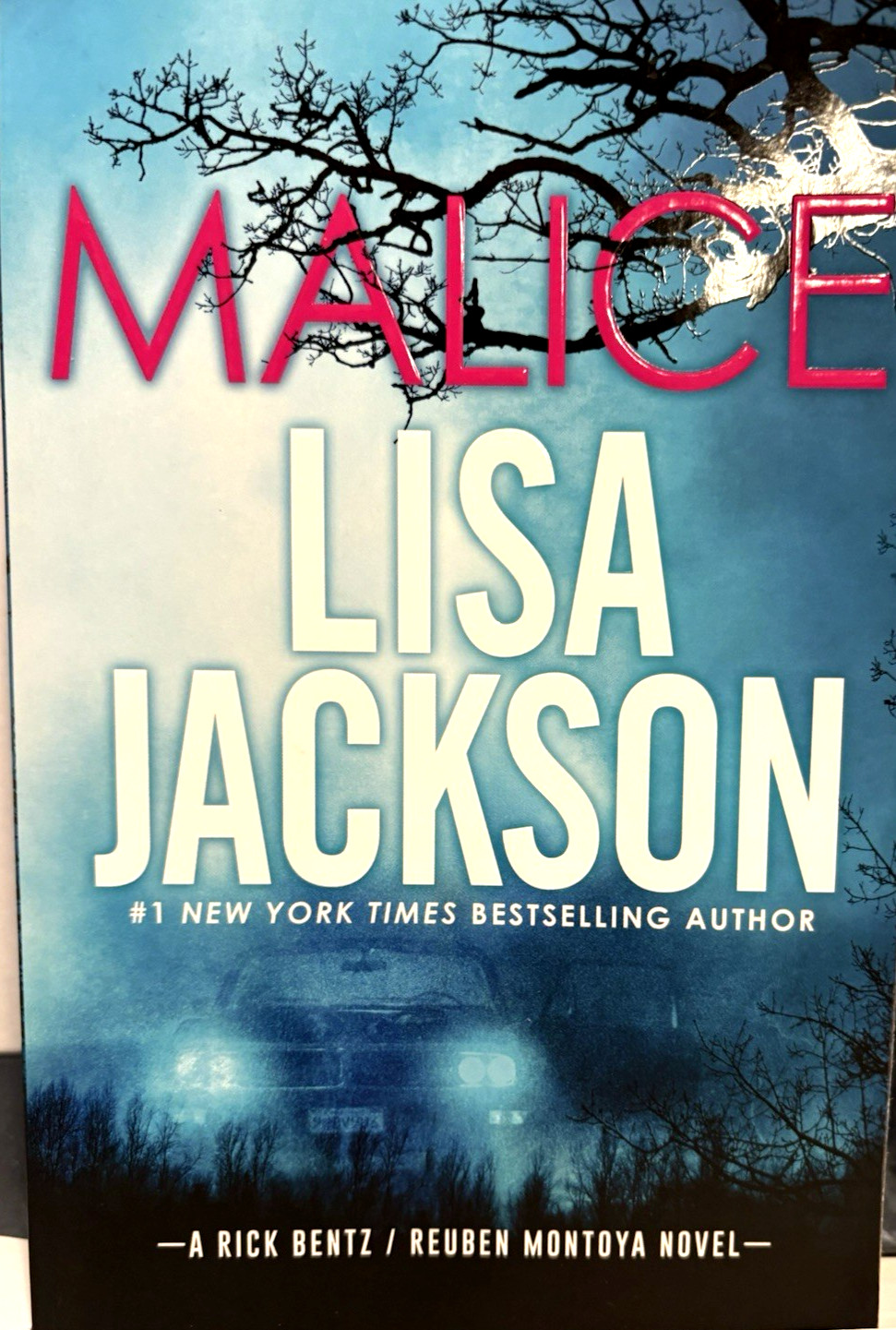“MALICE”~A NOVEL by LISA JACKSON~VGC~PAPERBACK~THRILLER~504 Pages~