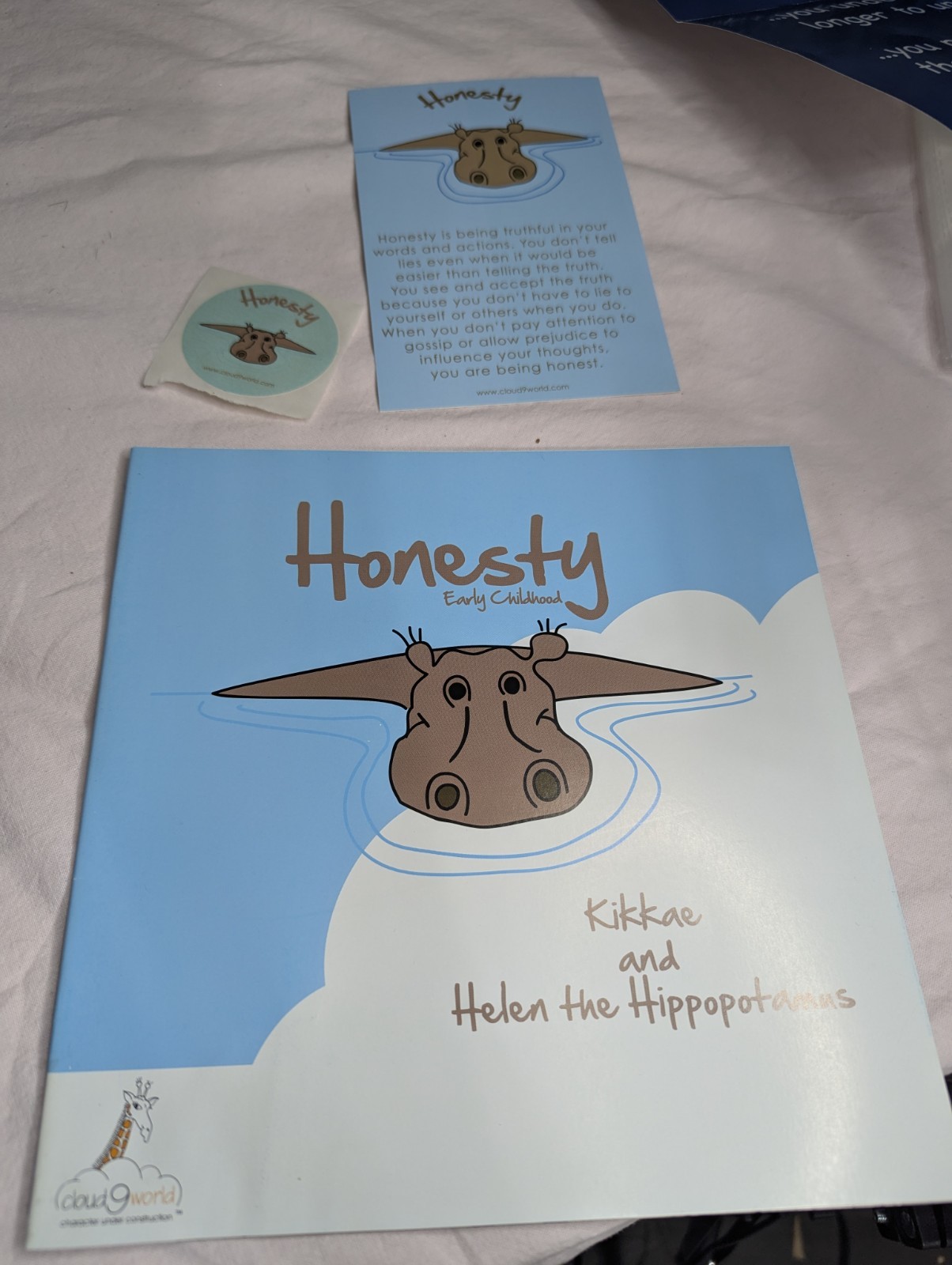 Home School Teachers Cloud 9 world character book HONESTY kindergarten-1st grade