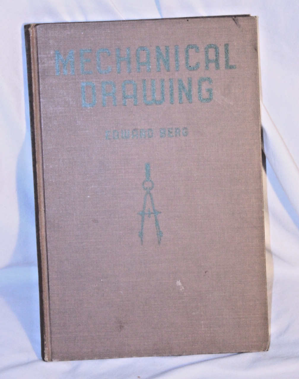 Mechanical Drawing by Edward Berg 1942 HC good