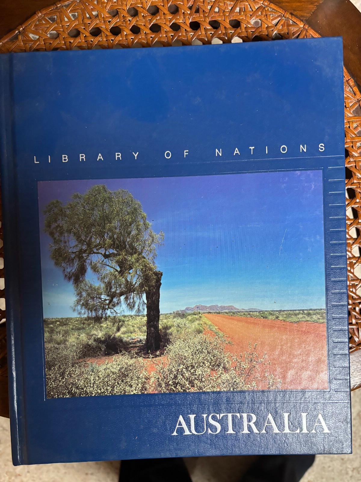 Library of Nations: Australia 1987 Vintage Hardcover Exlib Good Condition