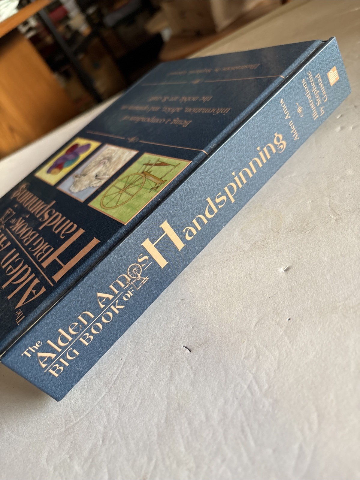 The Alden Amos Big Book of Handspinning, Hardcover, 2001 Brand New