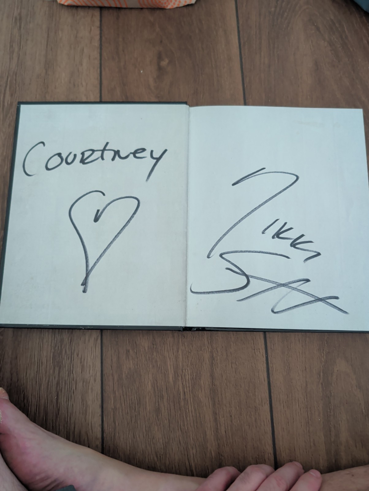 Nikki Sixx Signed “This Is Gonna Hurt” 1st Edition 2011 Autographed Motley Crue