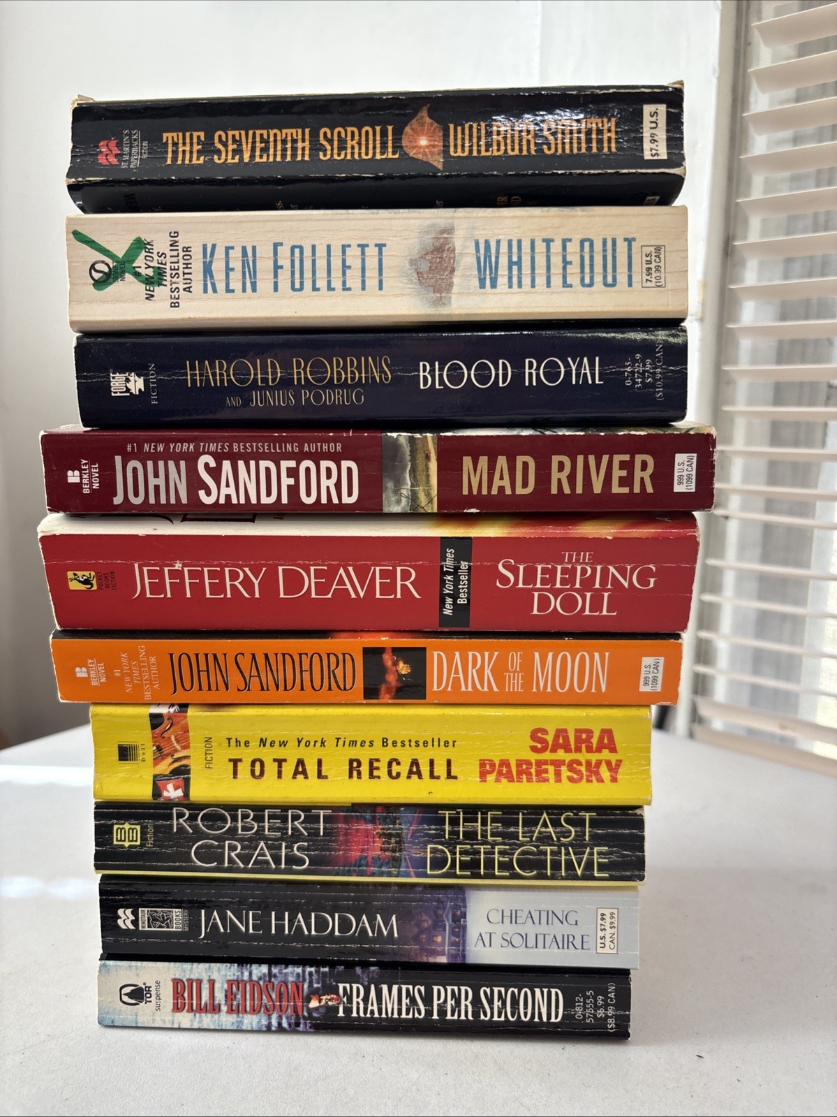 Lot of 10 Mystery and Thrillers – Mixed Authors – FREE SHIPPING
