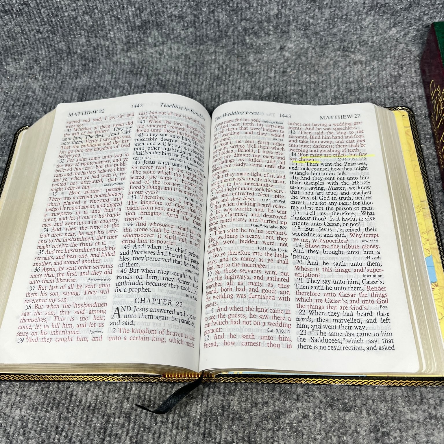 Holy Bible KJV Personal Size Giant Print Reference Bonded Leather Nelson 544