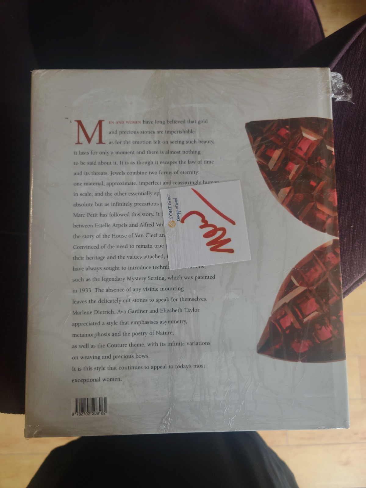 Van Cleef & Arpels Reflections of Eternity slipcase luxury edition, New, Sealed!
