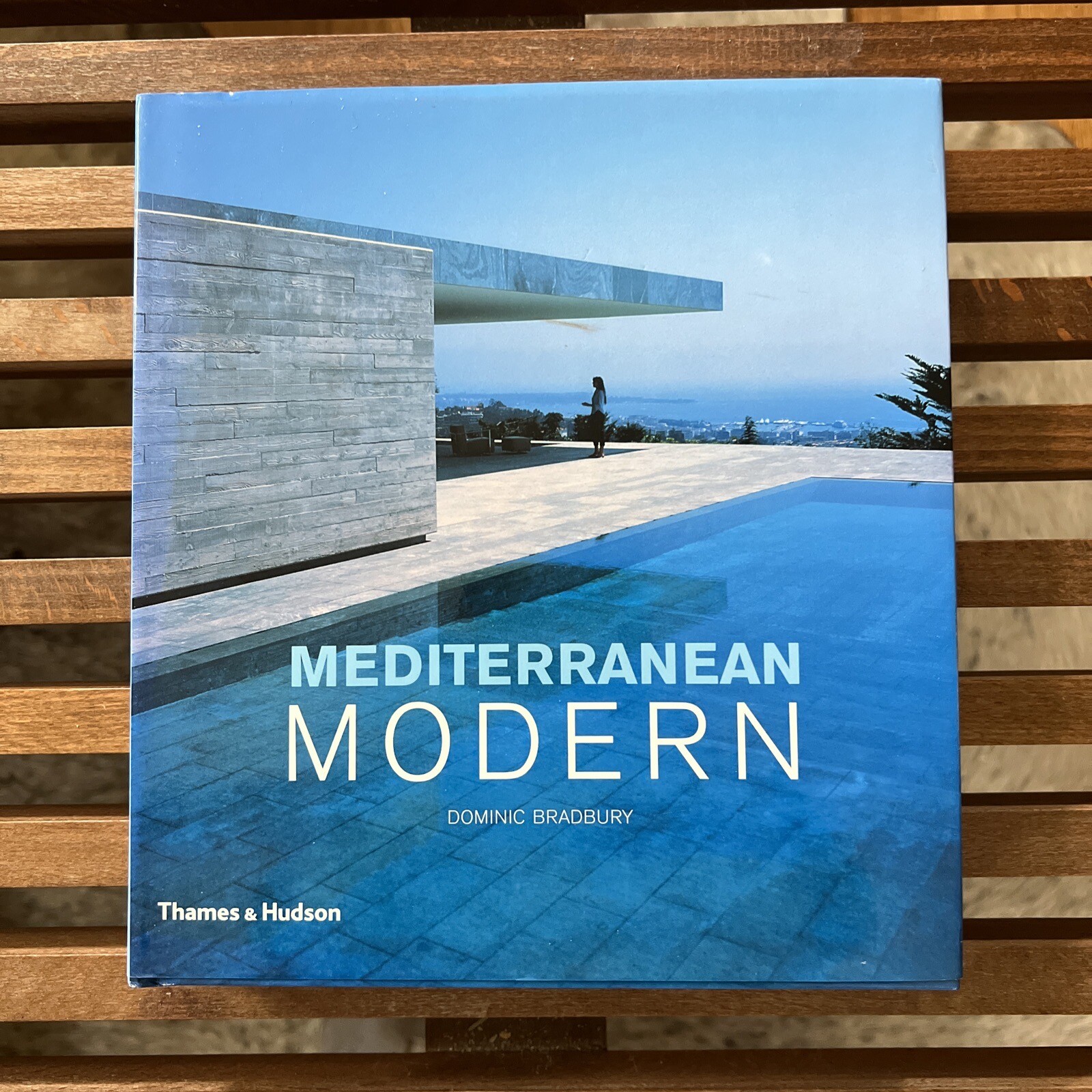 Mediterranean Modern by Dominic Bradbury – Hardcover Architecture Book