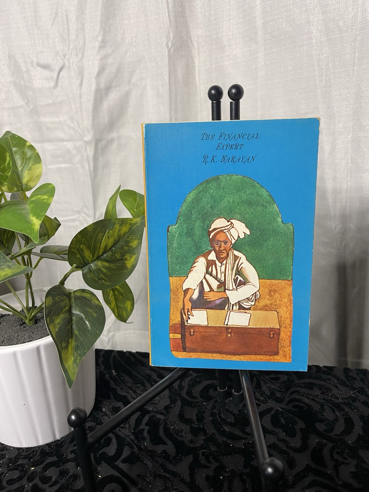 The Financial Expert by R.K. Narayan Paperback Book 1966 Time Reading Program