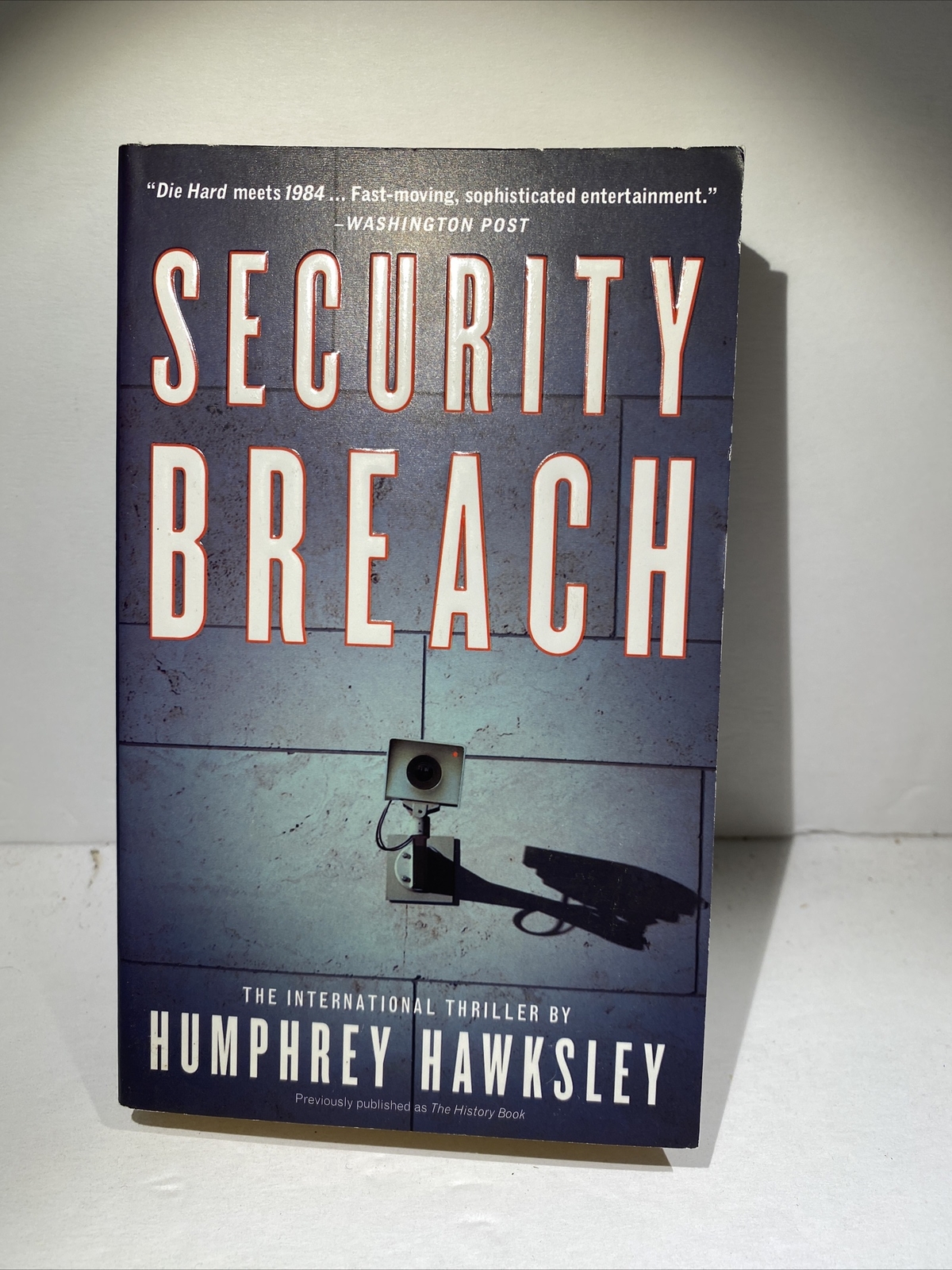 Security Breach – Humphrey Hawksley (2007, Paperback)