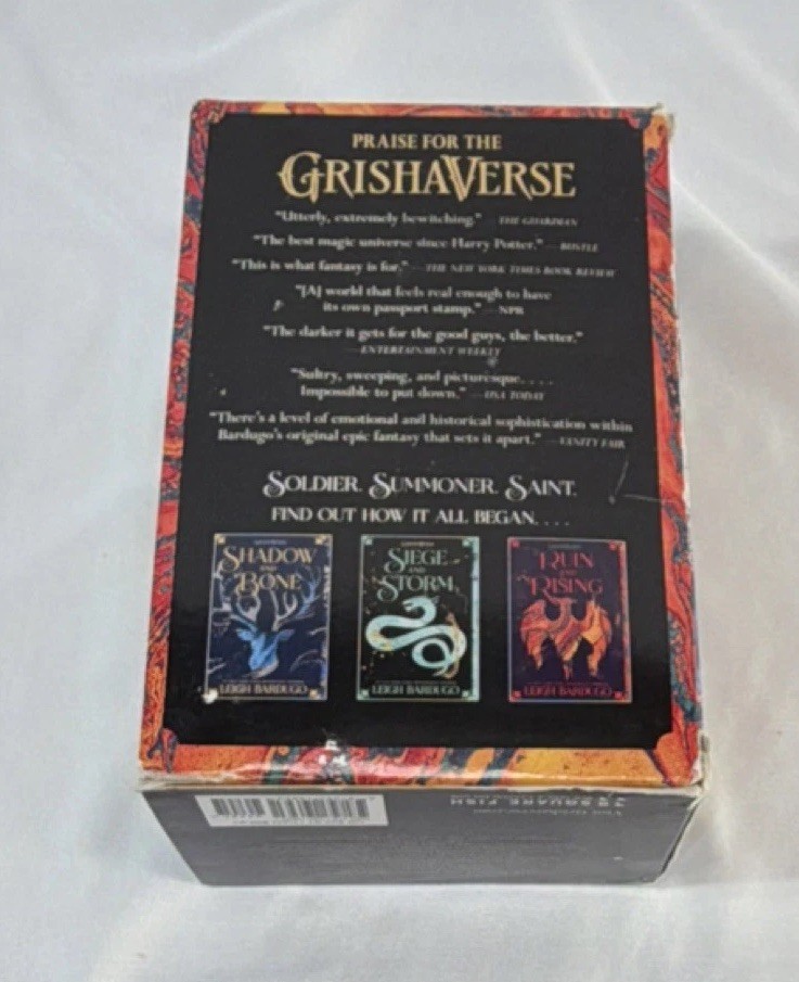 Leigh Bardugo Shadow and Bone Trilogy Box Set Square Fish Grishaverse Fantasy