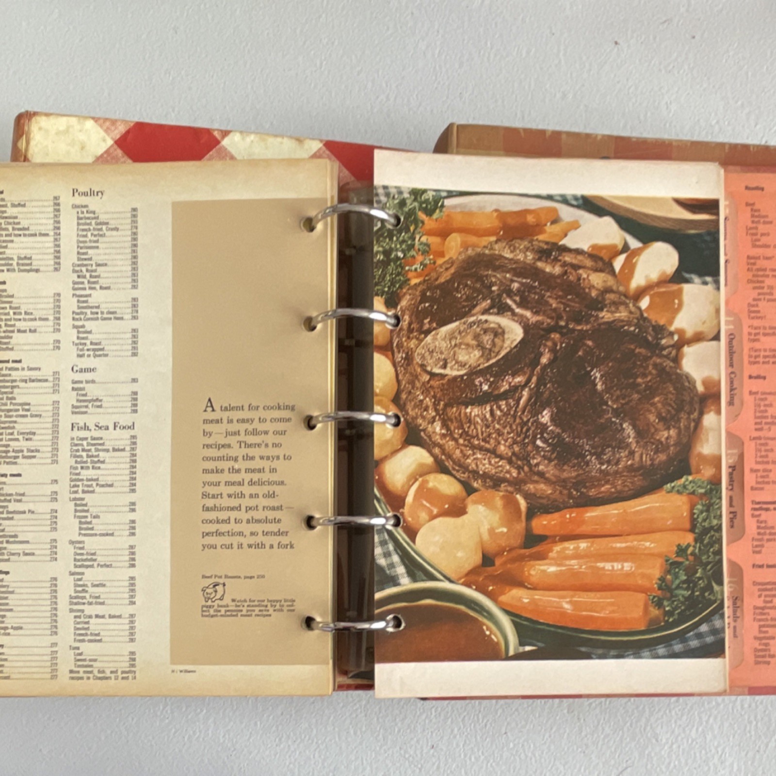 Vintage cookbook (1953) Better Homes and Gardens New Cook Book Ring/Wire Bound