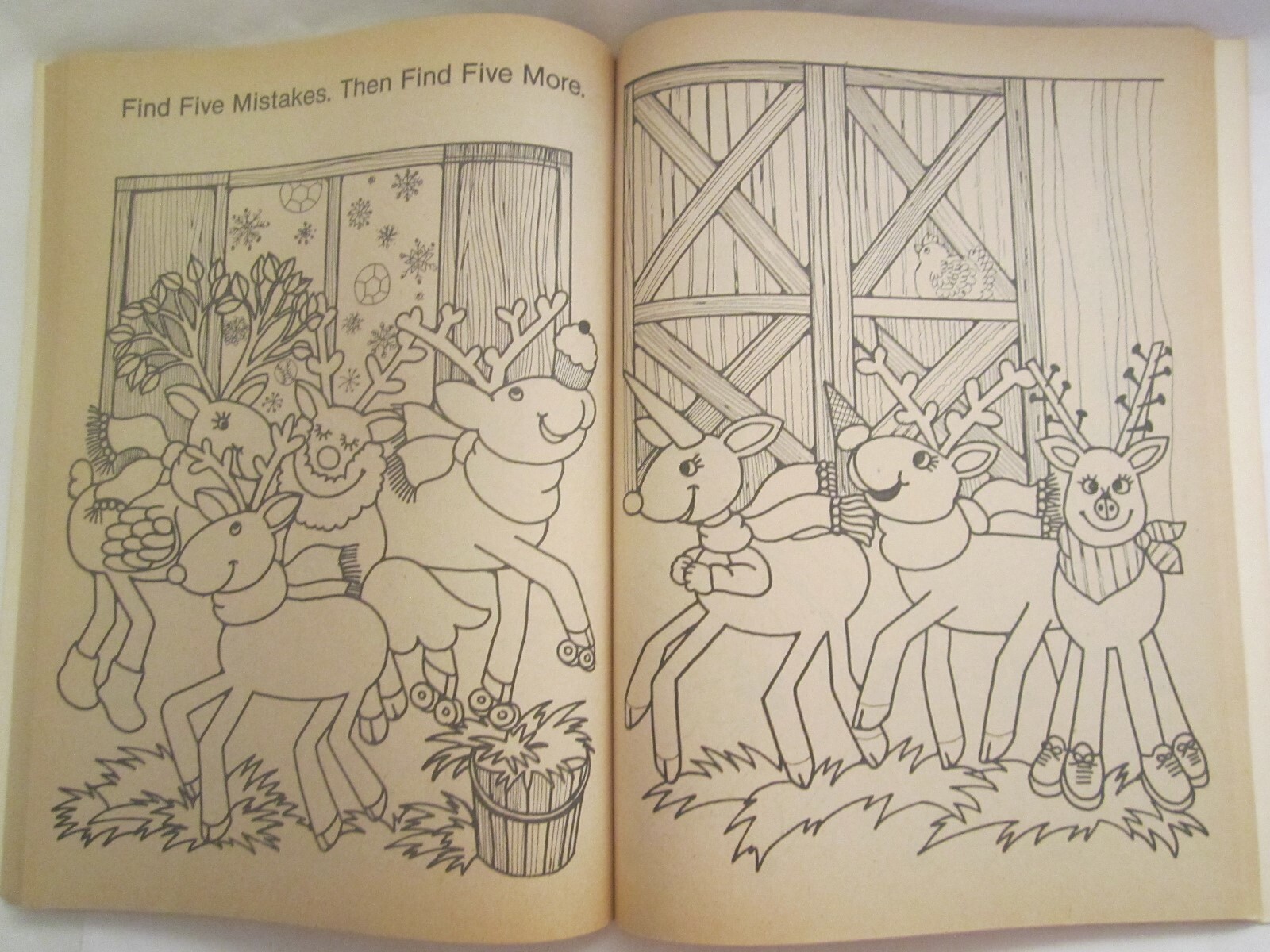 Paperback *Unused* SANTA’S BUSY DAY Activity Book 1982 140 pages [Z102c]