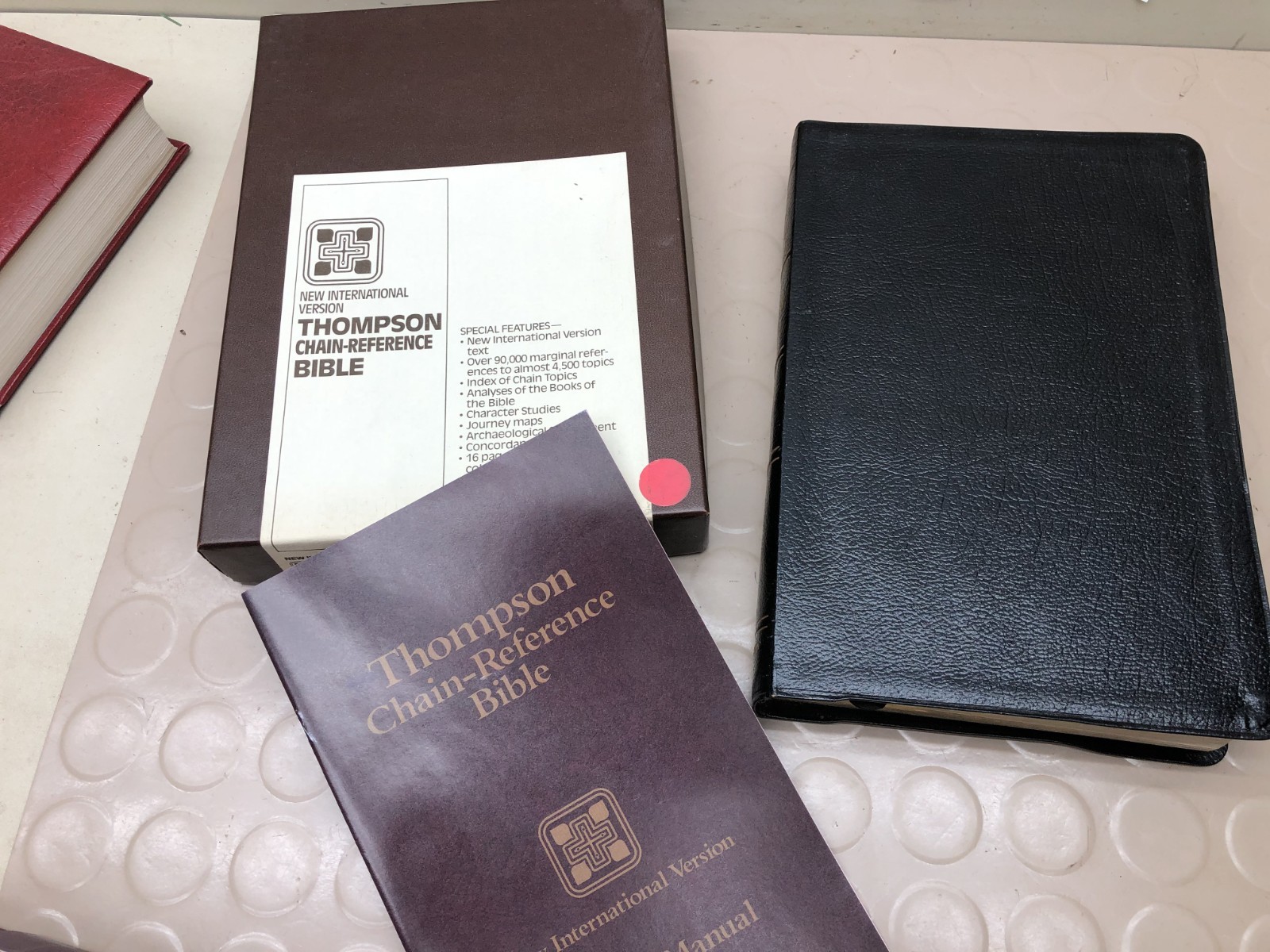 Kirkbride NIV Thompson Chain Reference Bible – Red Letter (Read Description)